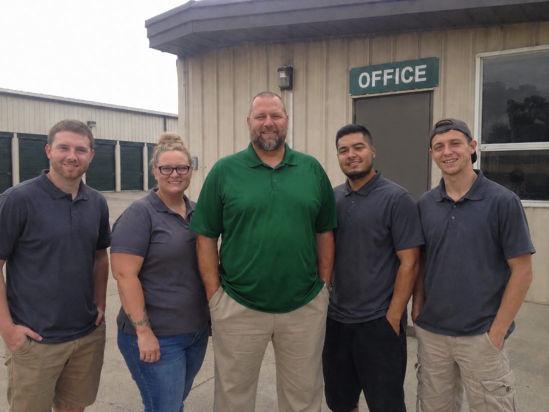 Pest control professionals in Wauwatosa, WI